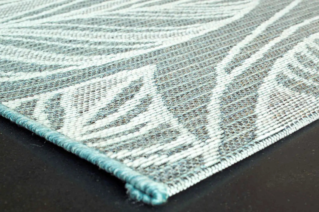 Mastercraft newquay 96014 5009 Blue Living Room Geometric Rug.