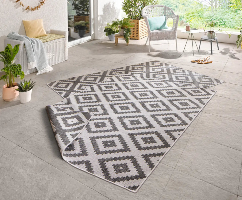 NorthRugs twin 103132 grey cream Grey, Cream Living Room Rug.