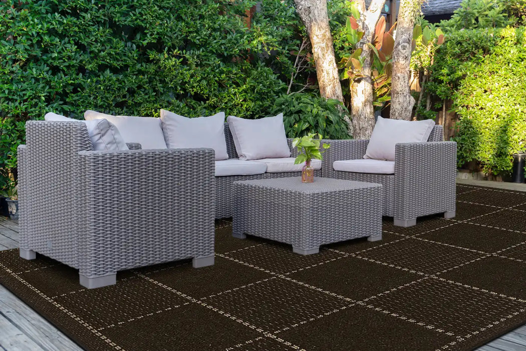 checked flatweave black    Rug.