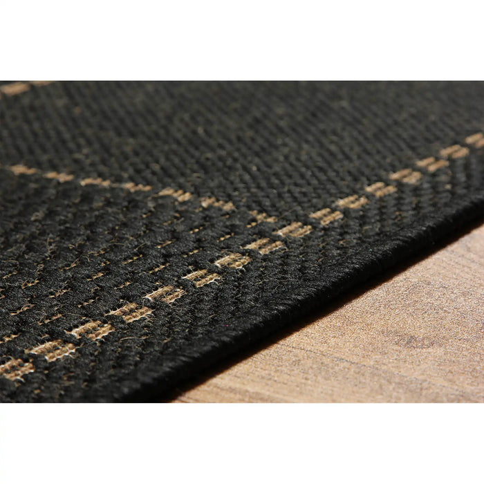 checked flatweave black    Rug.