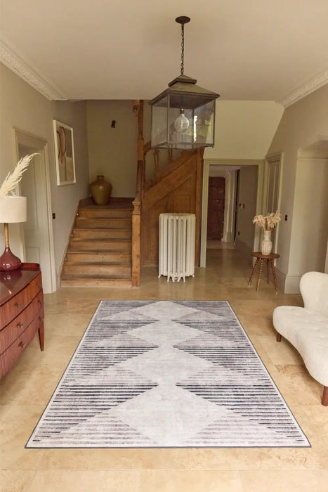 Hug Rug Eco-Washable Chevron Charcoal