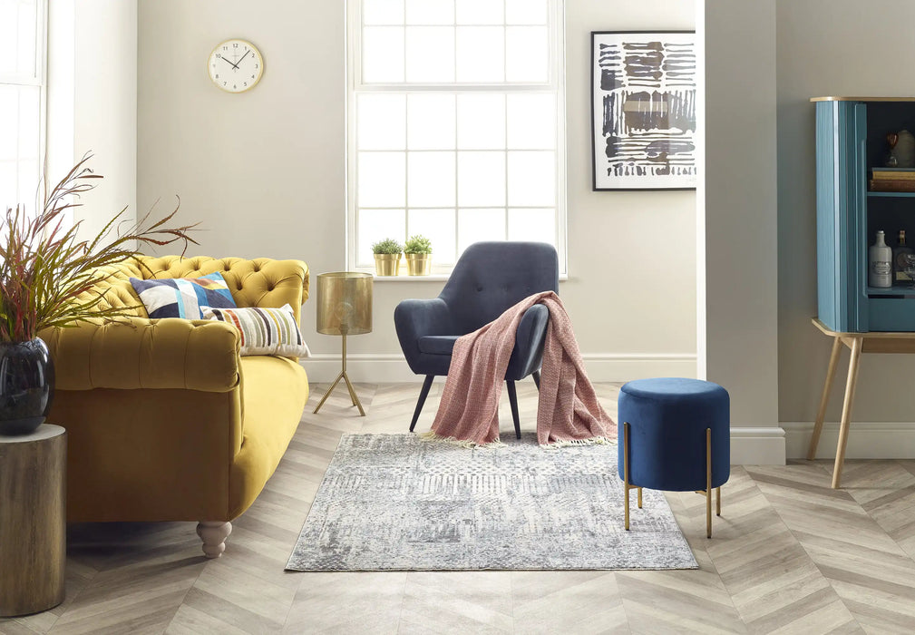 Mastercraft ella 6940a grey Grey Living Room Floral Rug.