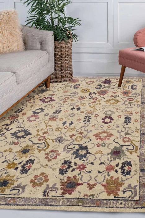 ORNER TAPESTRY LOOK