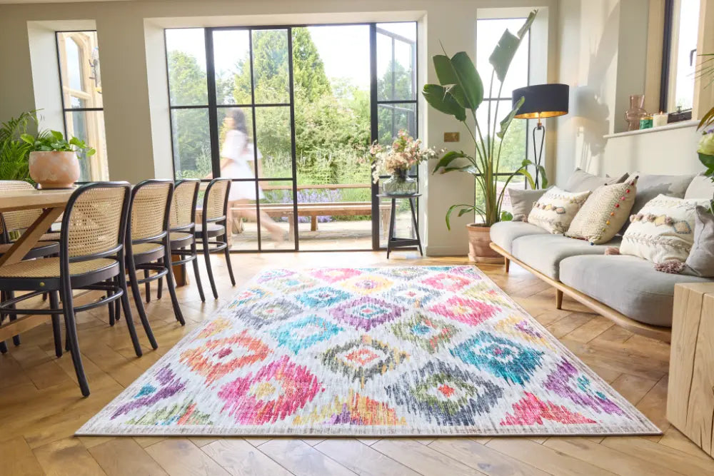 Hug Rug Eco-Washable Painted Ikat