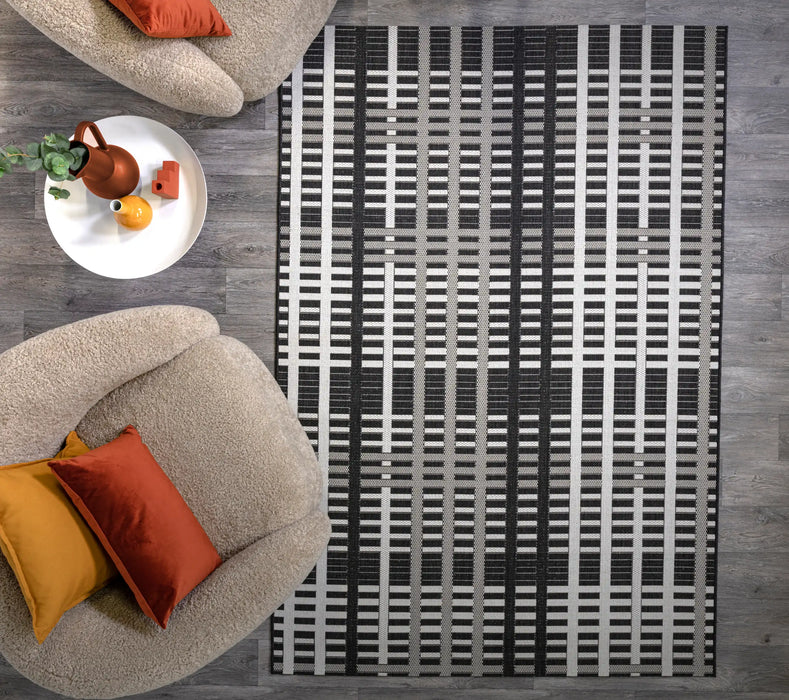 Asiatic patio pat22 black grid Black Outdoor Striped Rug.