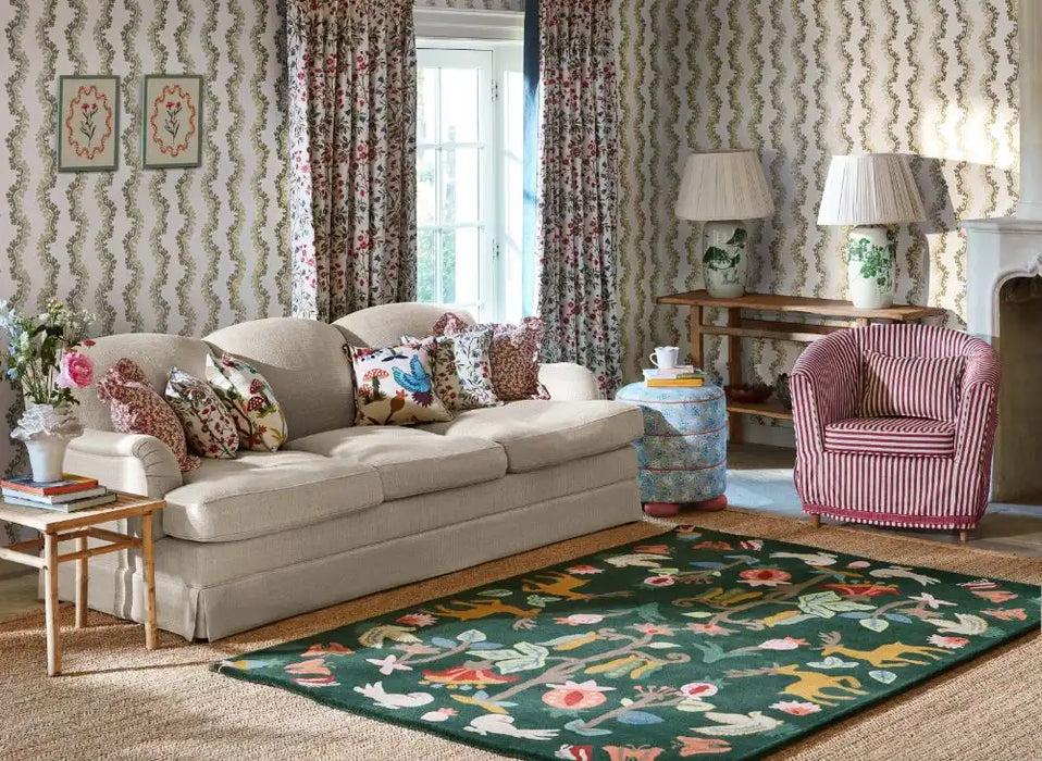 Sanderson sanderson forest of dean forest green 146907 Green Living Room Wool Rug.
