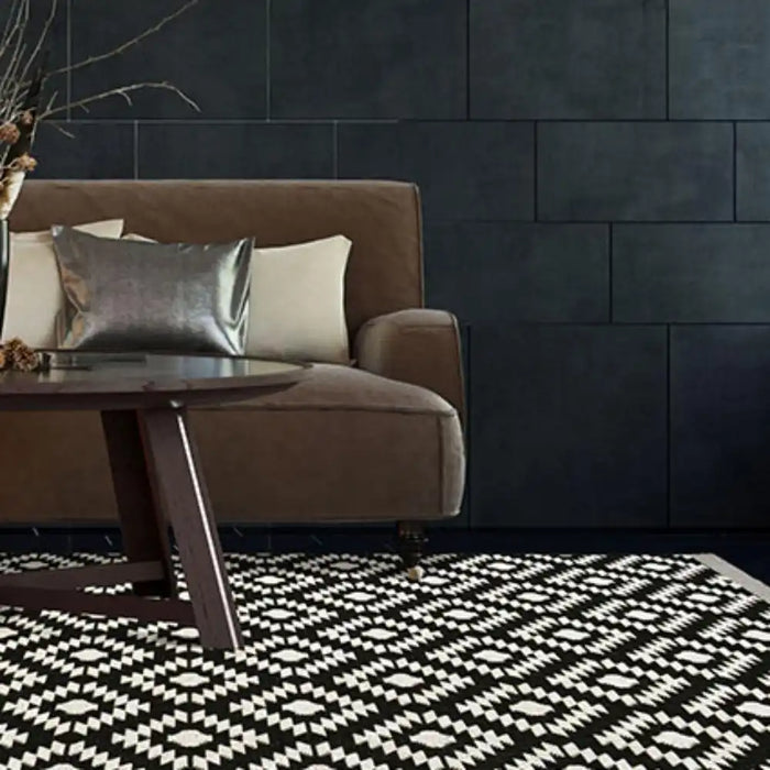 Homemaker county indoor outdoor geneva black Black Outdoor  Geometric Rug.