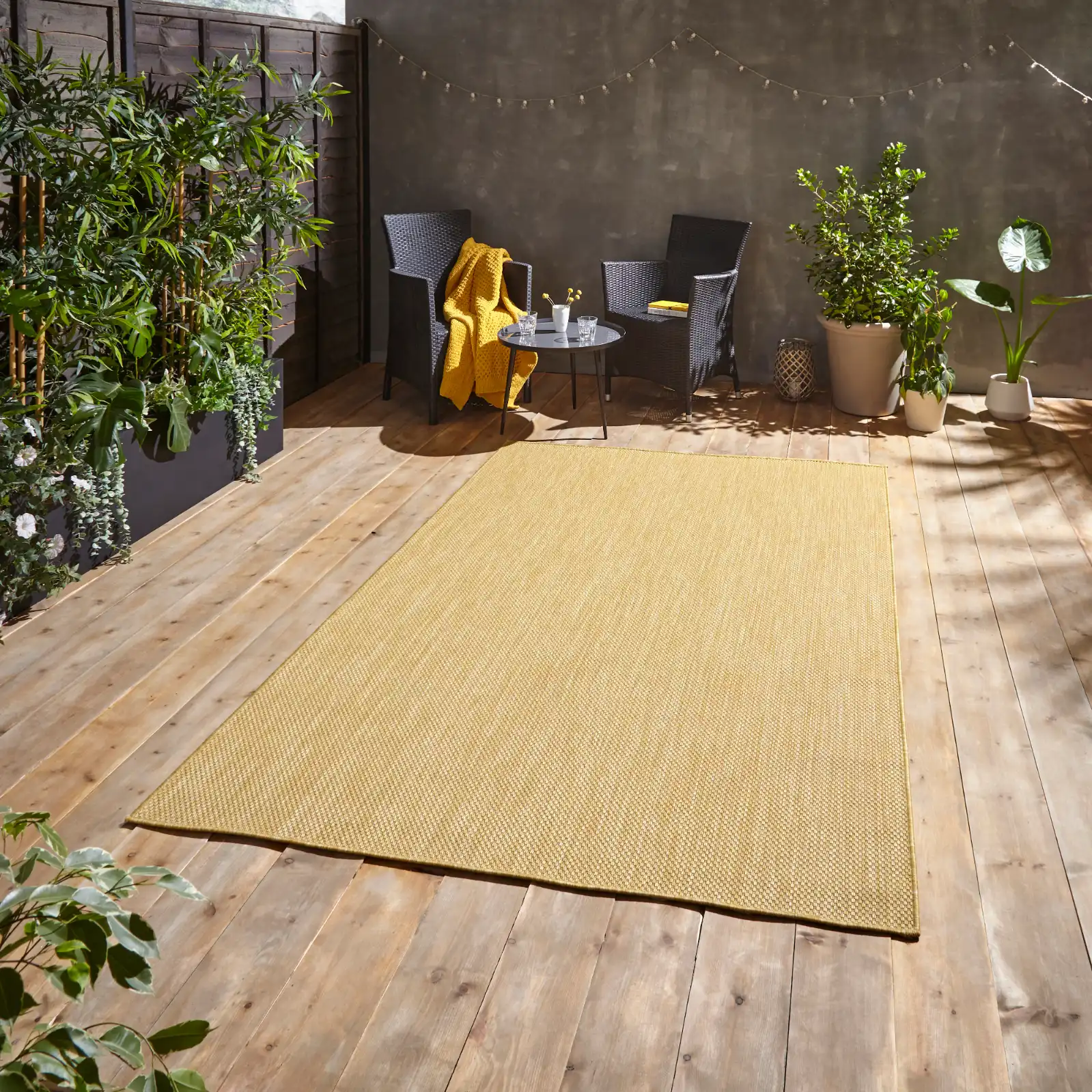 How do you reserve a rug due in