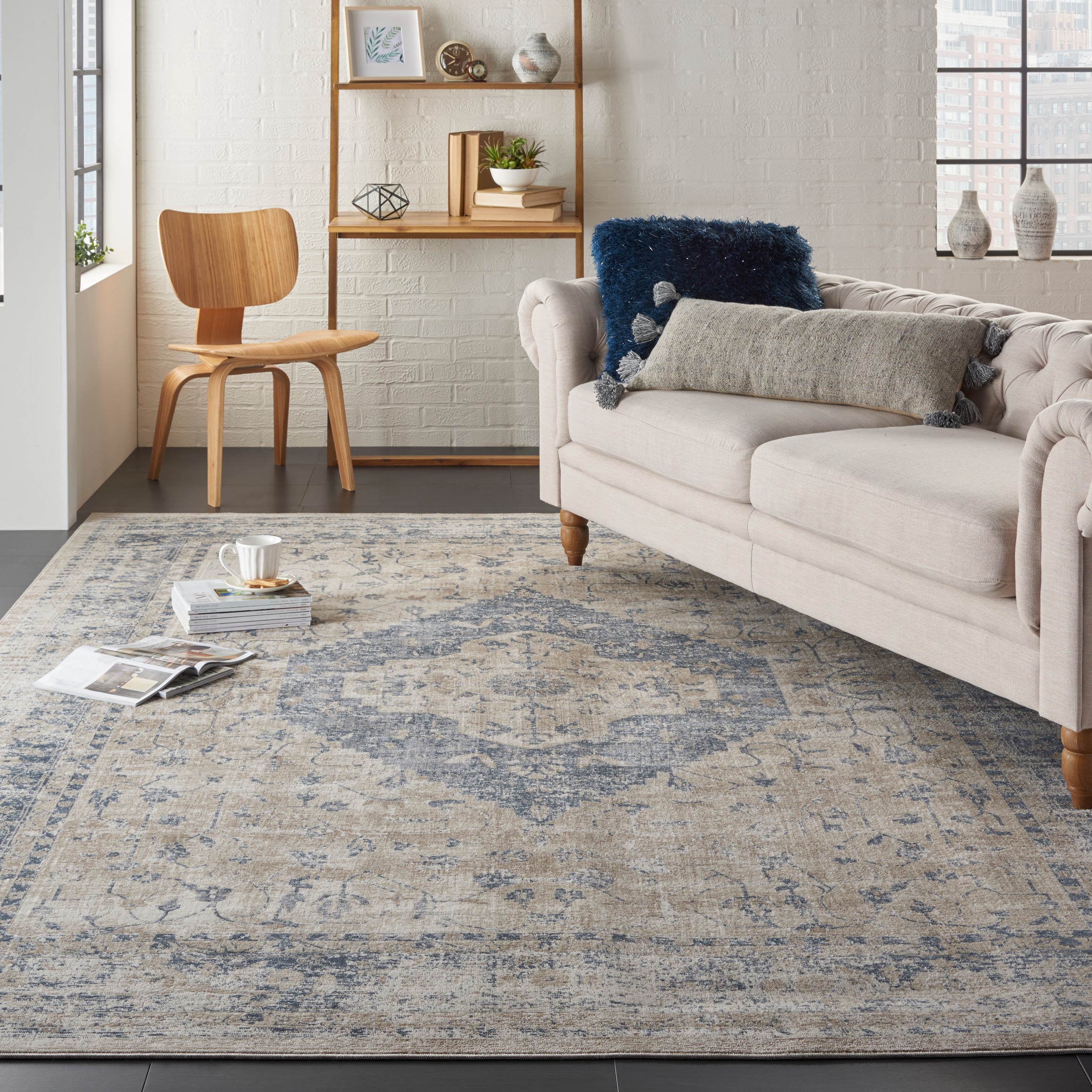 Malta MAI11 Ivory Blue Rugs - Buy MAI11 Ivory Blue Rugs Online from Rugs Direct