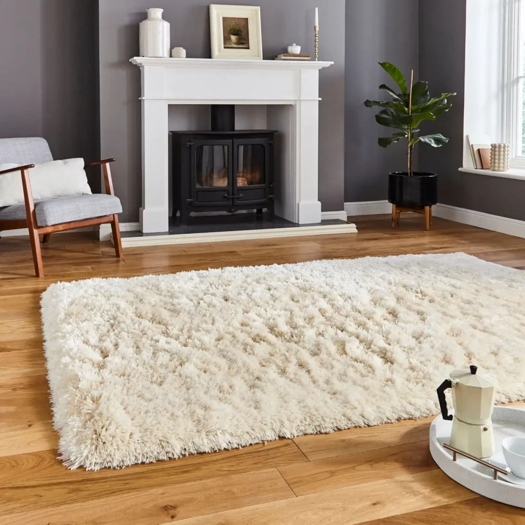 shaggy cream coloured Polar PL95 Cream Rug