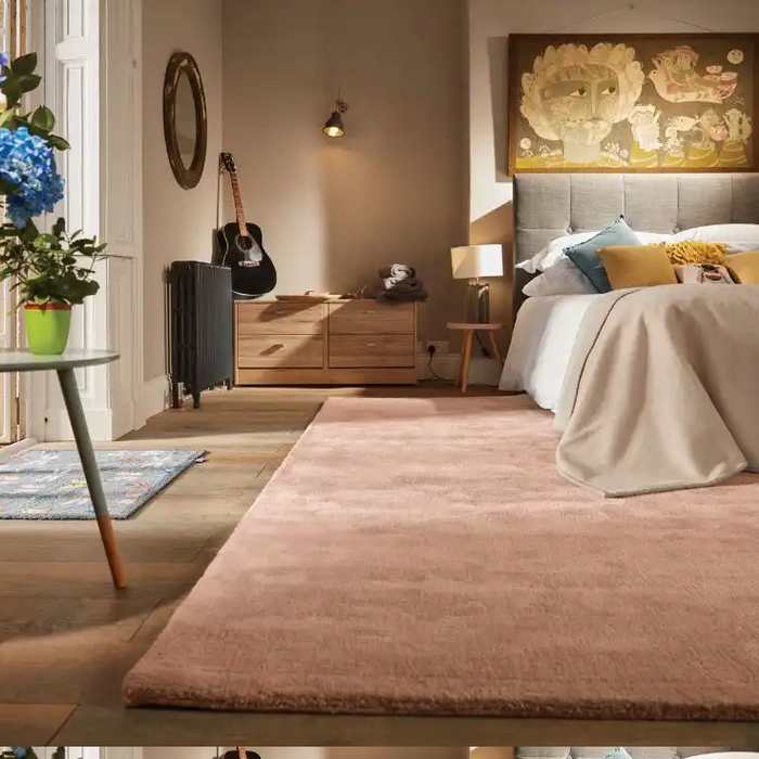 Peach-Perfect: Pairing Rugs with Pantone’s Colour of the Year 2024