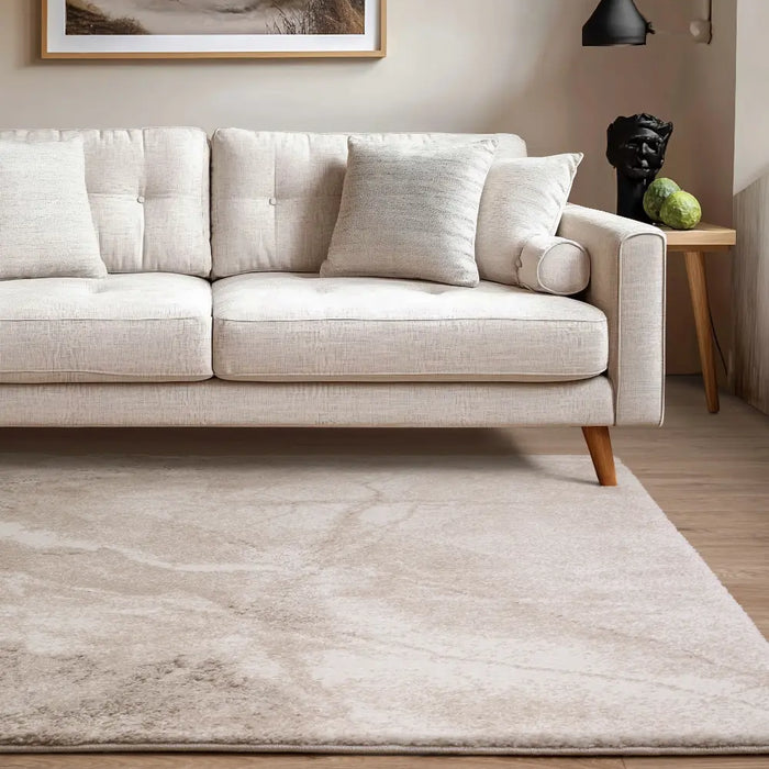How to Clean a White Rug