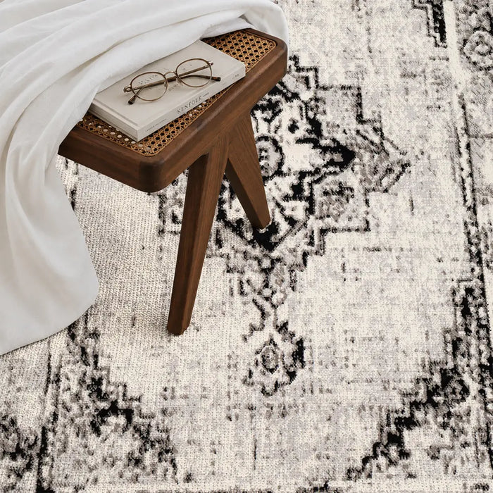Pisa Vintage Black Grey OffWhite Traditional Boho Living Dining Bedroom Rug PSS2314