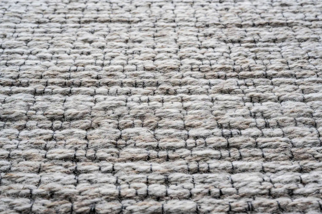 Mastercraft highline 99633 2010 99 Brown, Beige Living Room Wool Rug.