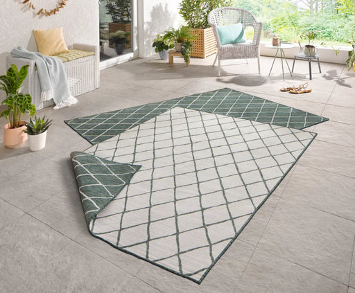 NorthRugs twin 103117 green cream Green, Cream Living Room  Rug.