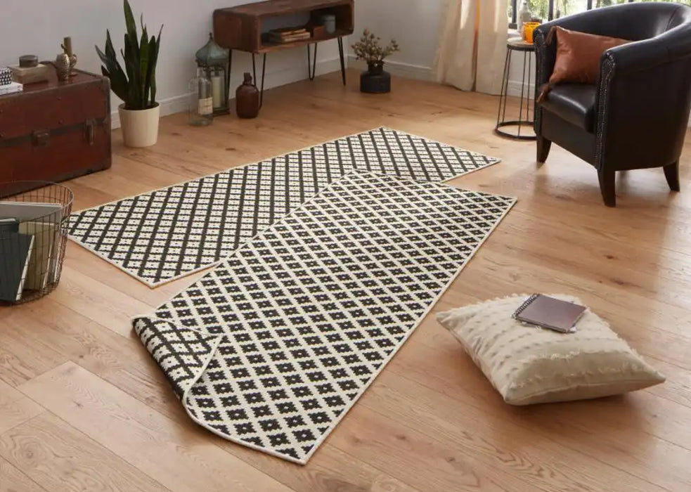NorthRugs twin 103124 black cream Black, Cream Living Room  Rug.