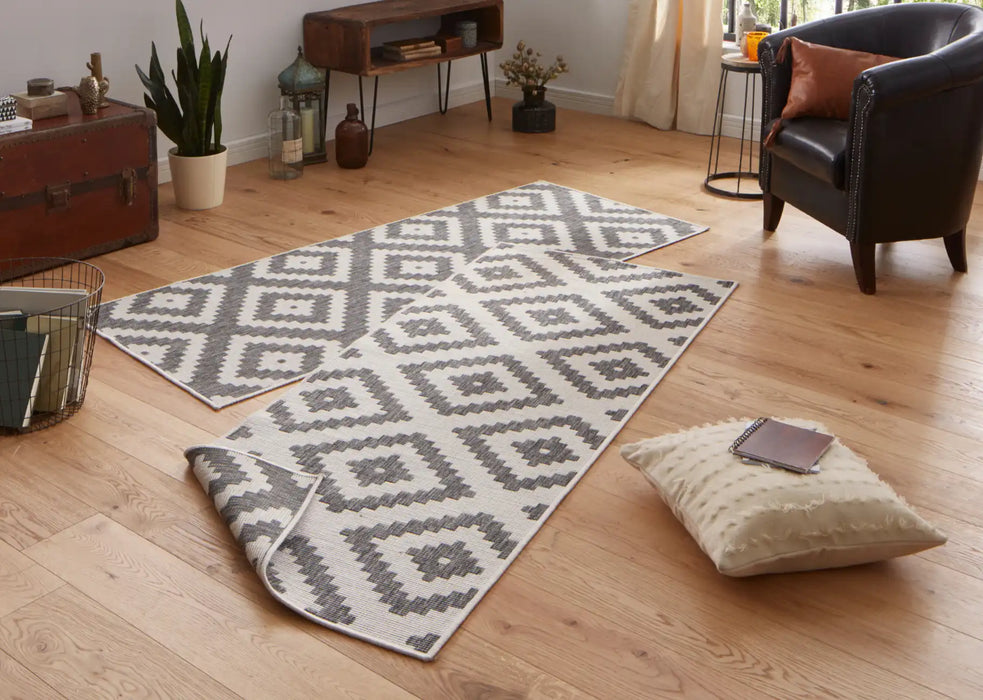 NorthRugs twin 103132 grey cream Grey, Cream Living Room  Rug.