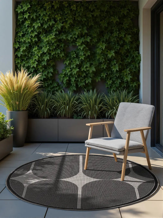 Duet 106244 Black White Indoor / Outdoor Reversible