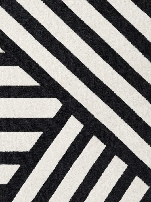 Stryve Woolen Rug Noir Black White 106358