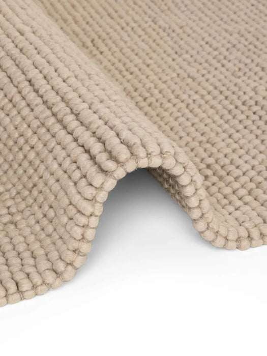 Ted Baker Richmond Woolen Rug Diana Light Beige 106366