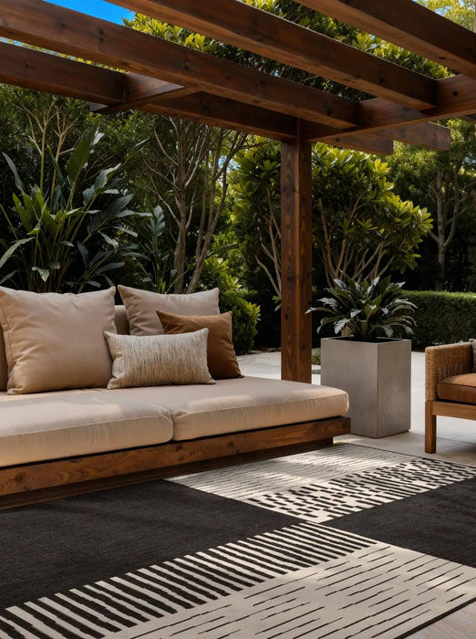 Ted Baker Haringey Black White Indoor Outdoor 106376