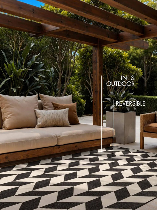 Ted Baker Haringey Black White Indoor Outdoor 106378