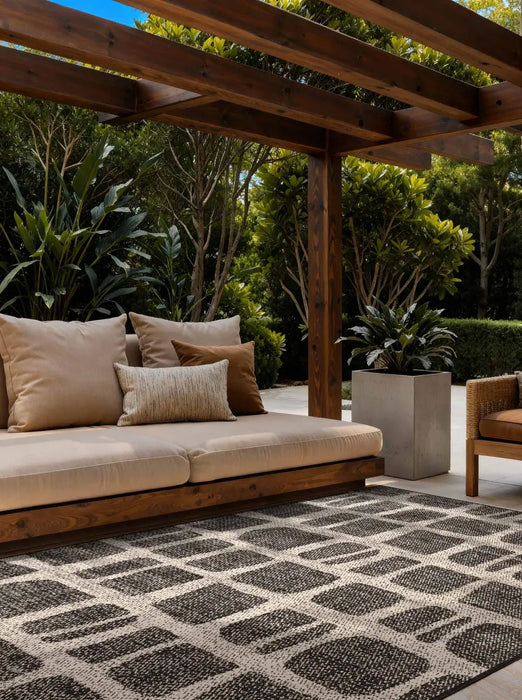 Ted Baker Haringey Black White Indoor Outdoor 106383