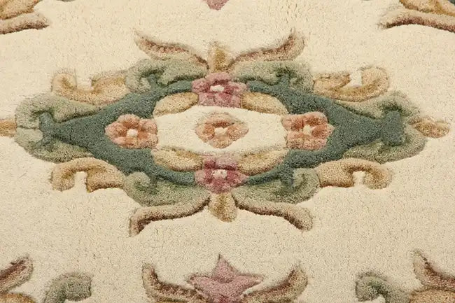 Oriental Weavers royal indian cream green Green, Ivory Living Room Wool Rug.
