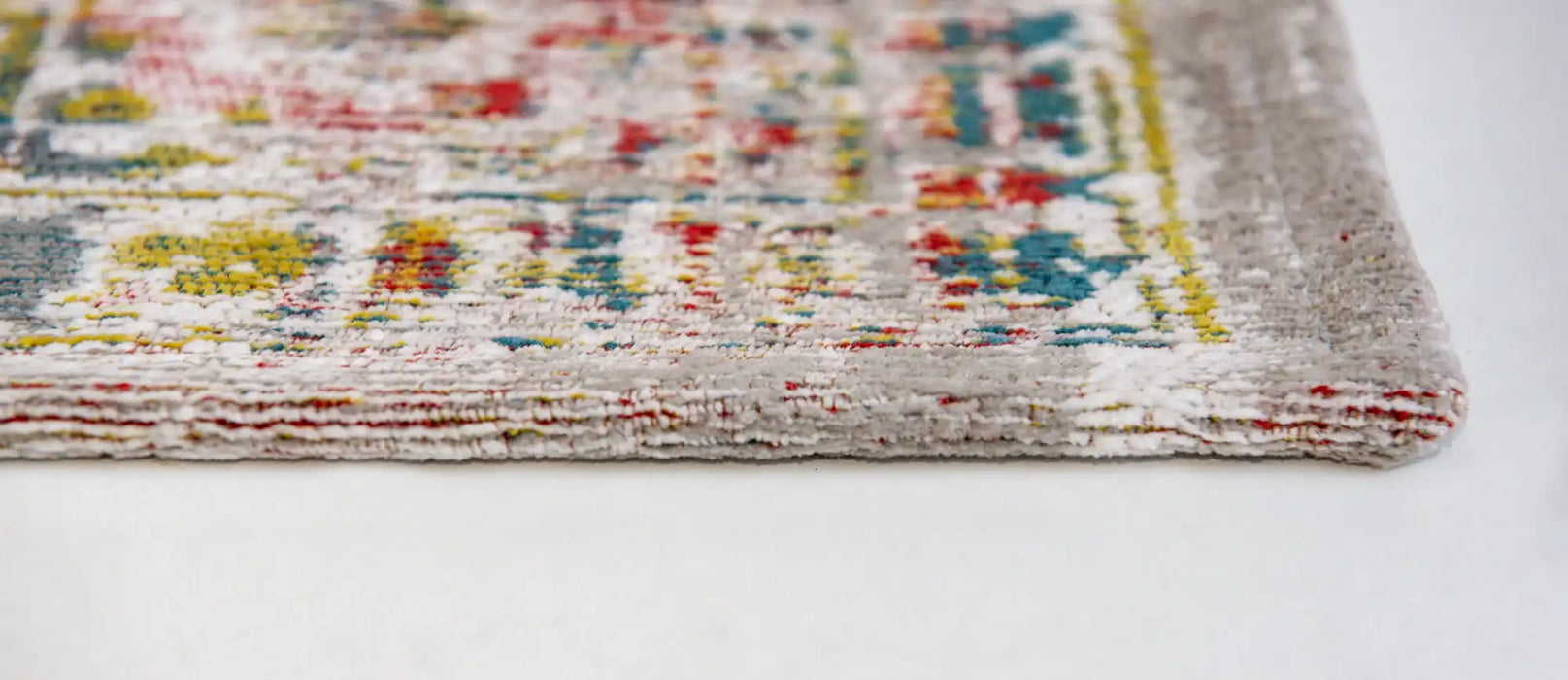 Louis de Poortere antiquarian 8894 ushak turkishdelight Grey, Multicoloured Living Room Flat Weave Rug.