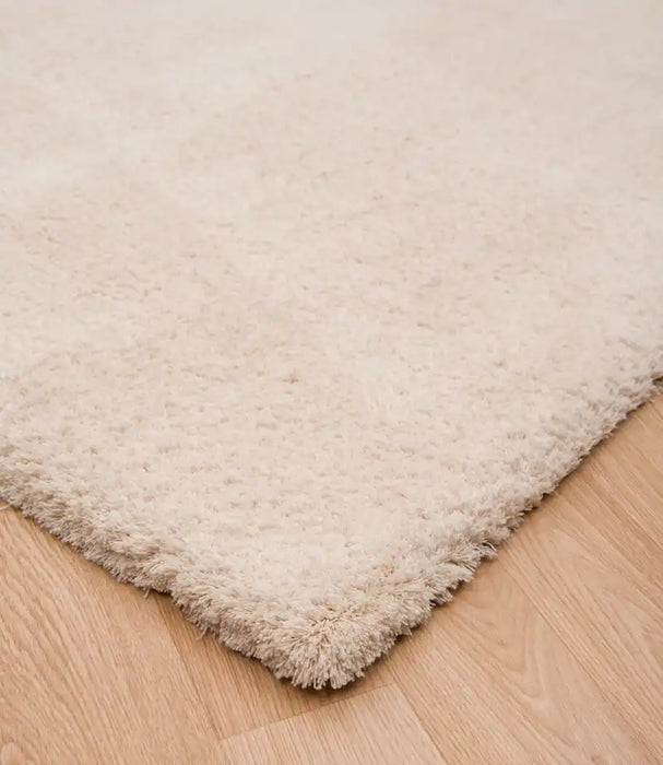 Asiatic lulu ivory Ivory Living Room Shaggy Rug.