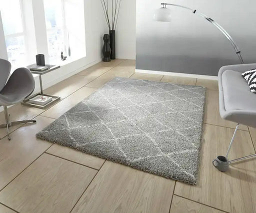 Think Rugs royal nomadic 5413 grey cream Grey Living Room Shaggy Rug.