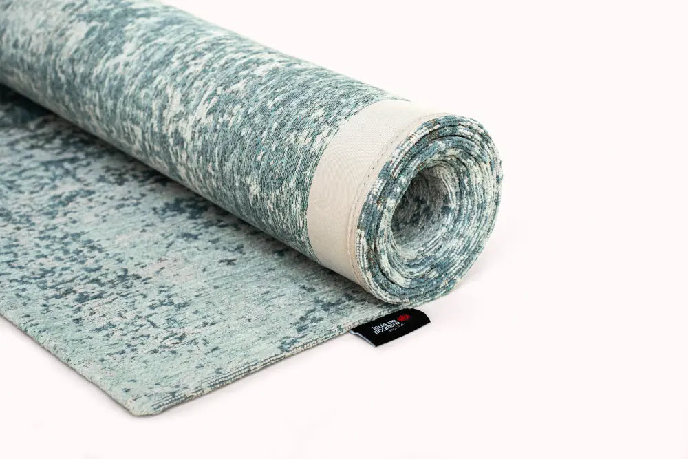 Mad Men Virgin Land Neptune 9656 Indoor / Outdoor Washable Rug