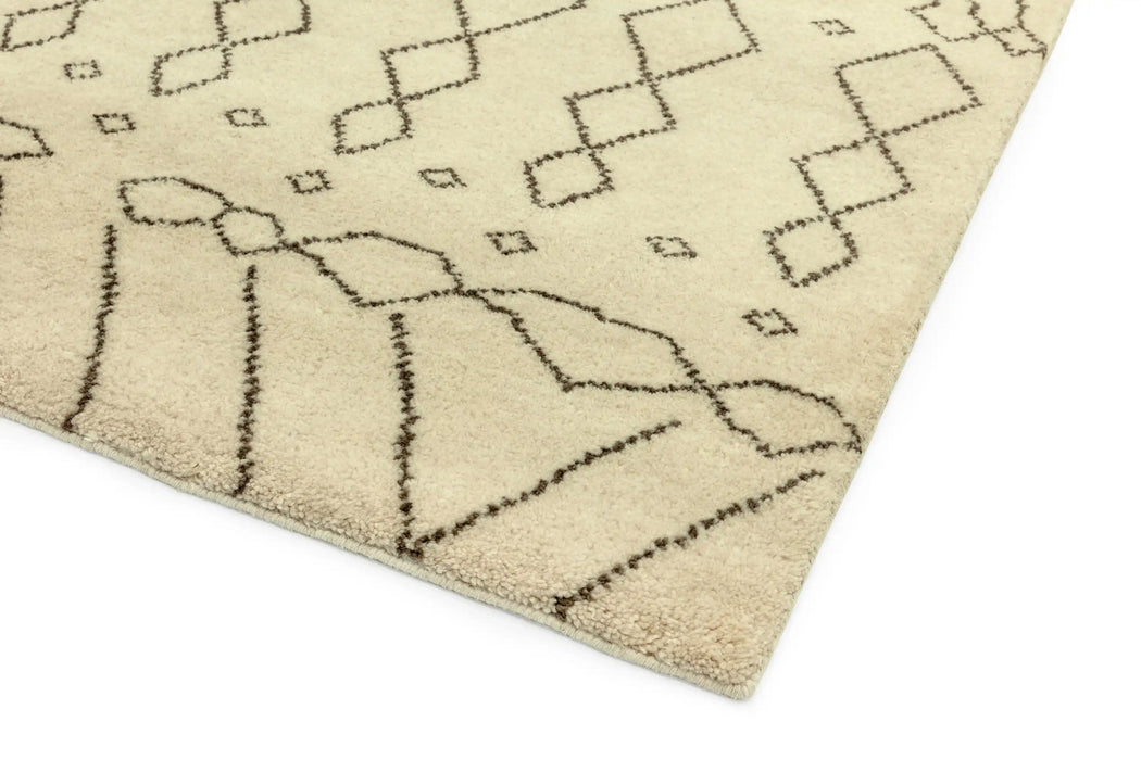Asiatic amira am 004 Ivory Living Room Wool Rug.