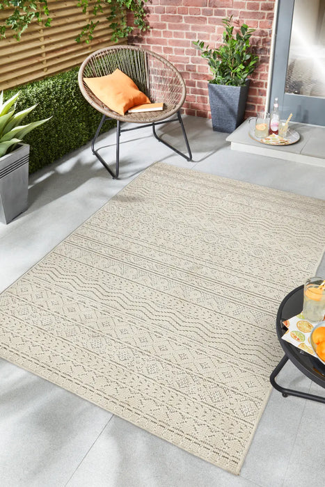 Atlas indoor / Outdoor Cream Graphic