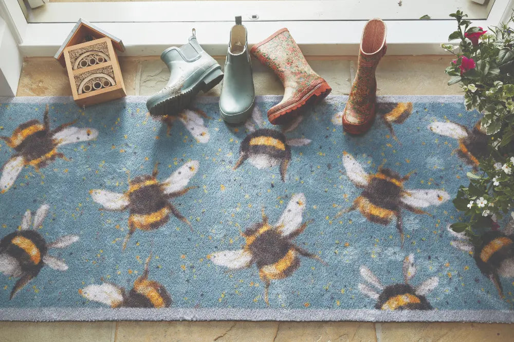 Patterned Hug Rug Bee 3