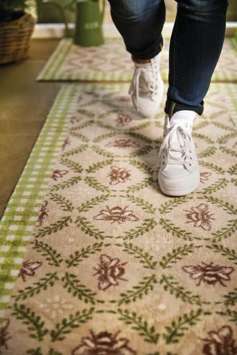 Patterned Hug Rug Beehive Runner