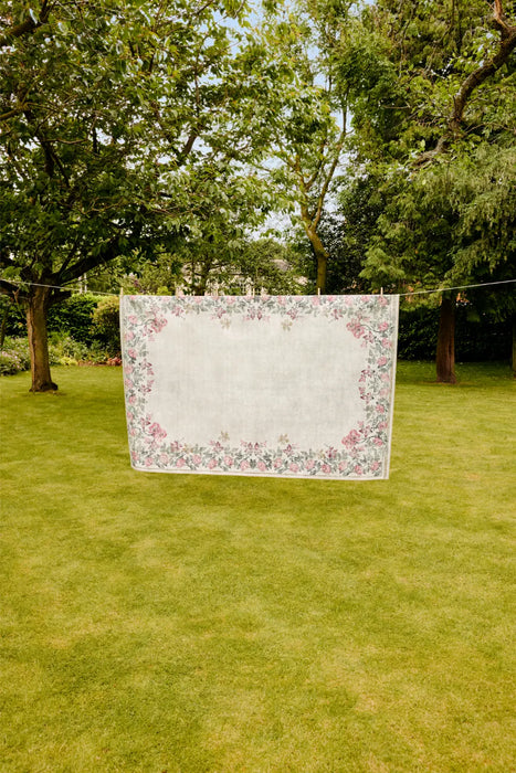 Hug Rug Eco-Washable Botanical Border