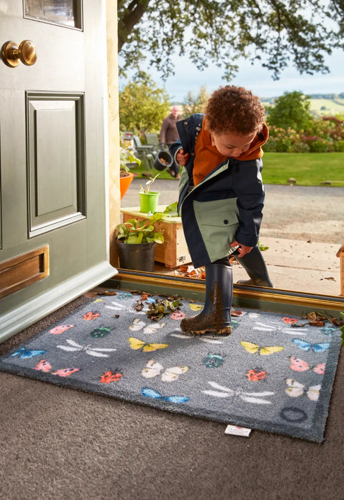Patterned Hug Rug Bugs & Butterflies