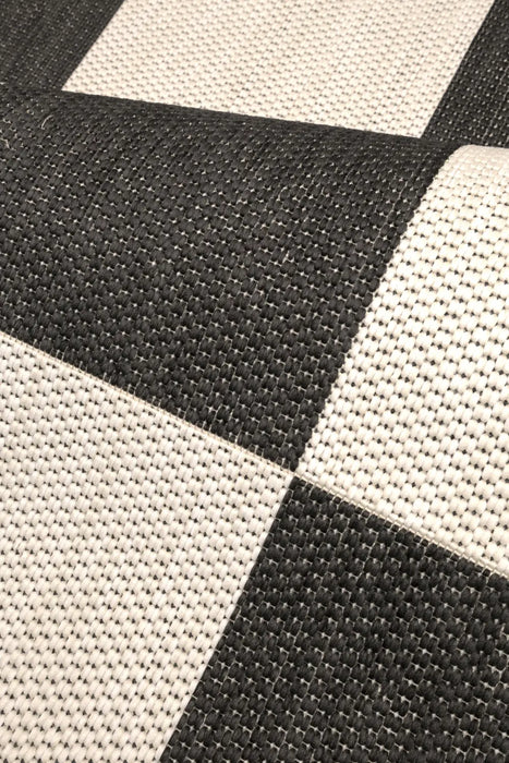 COUNTY CHEQUER BLACK