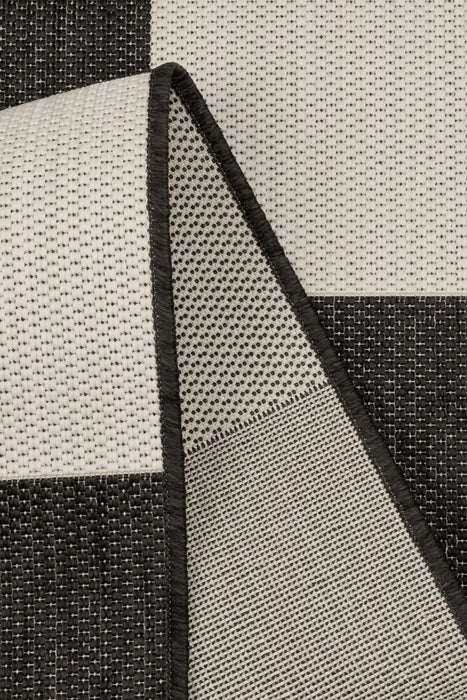 COUNTY CHEQUER BLACK