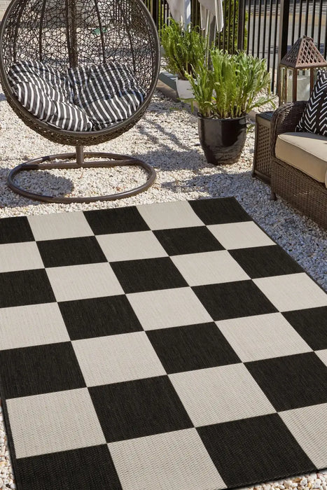 COUNTY CHEQUER BLACK