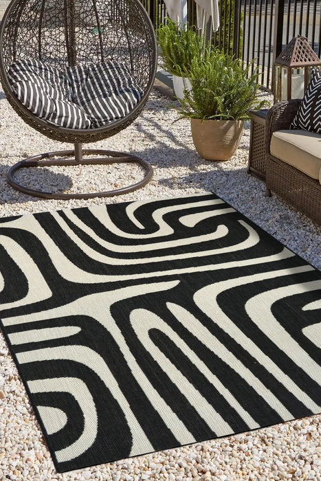 COUNTY Zebra Black Indoor/Outdoor