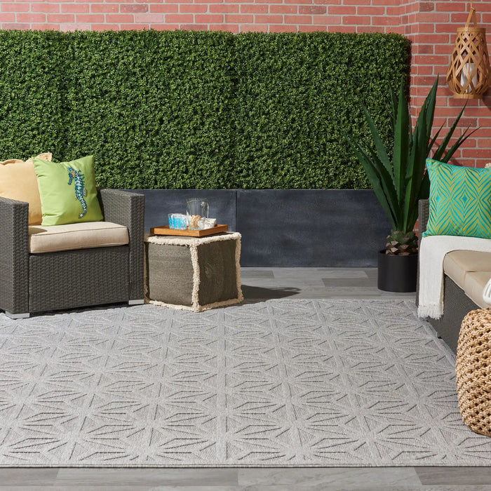 Nourison cozumel outdoor czm01 light grey Grey Living Room Geometric Rug.