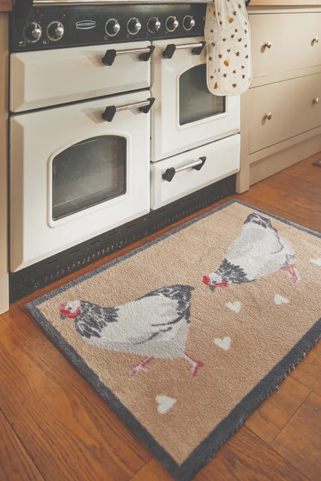 Patterned Hug Rug Chicken 1