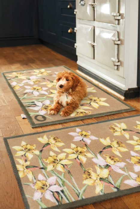 Hug Rug Washable Daffodil Blooms Multi