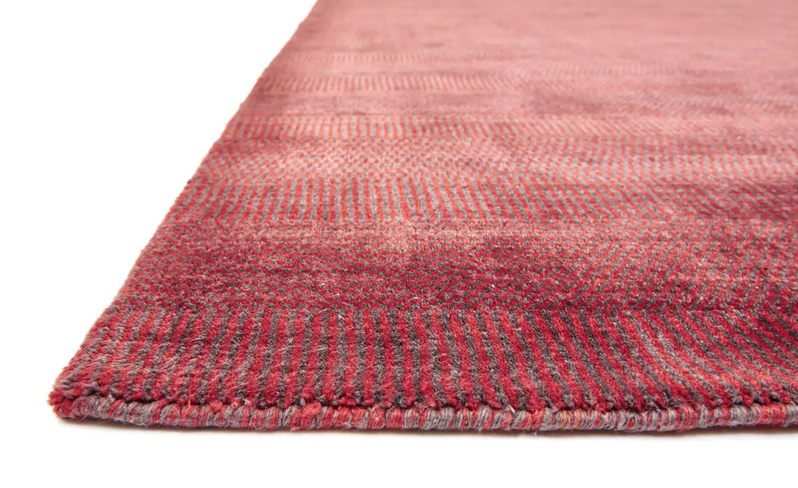 Asiatic darcy auburn Pink, Red Living Room Geometric Rug.