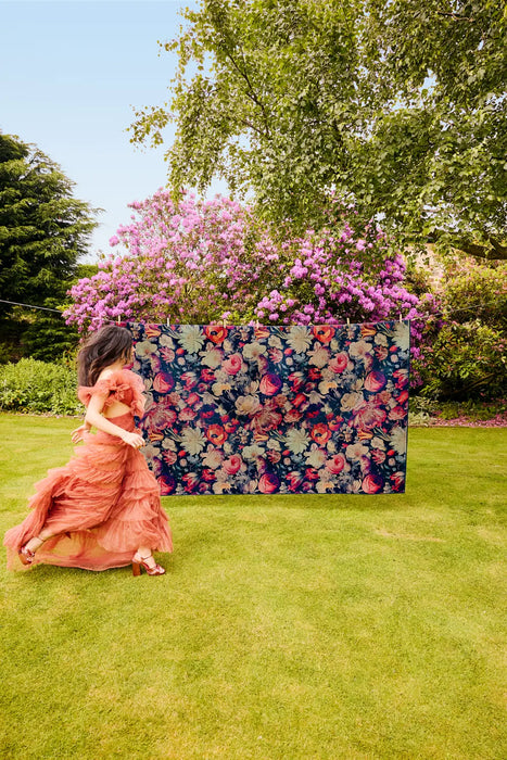 Hug Rug Eco-Washable Dark Florals