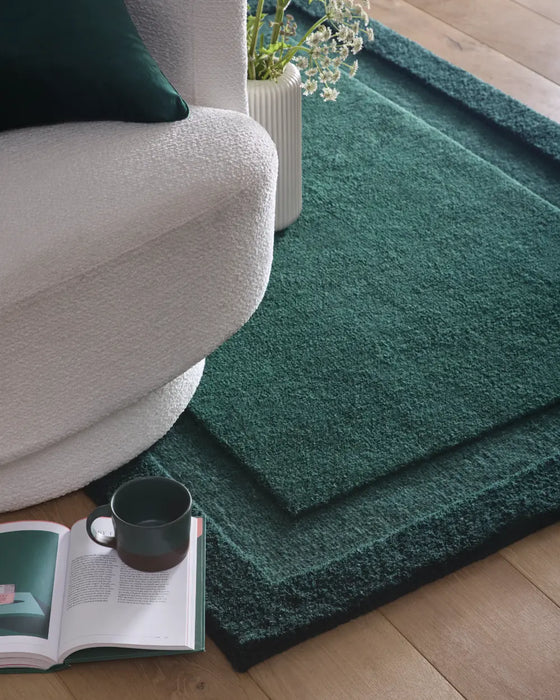 Stacked Border Dark Green