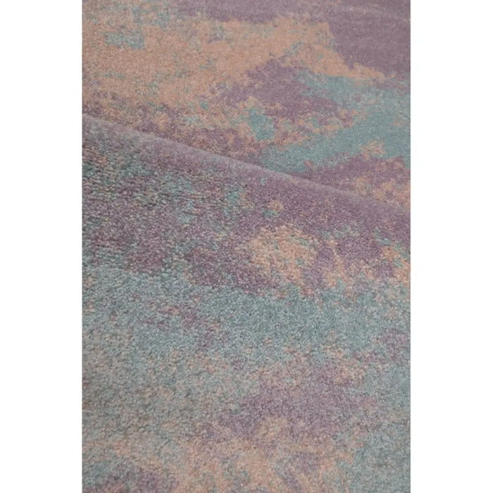 Echo Blur Pastel