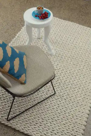 Asiatic helix ivory Ivory Living Room Wool Rug.